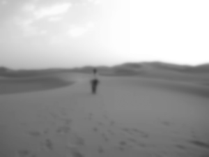 Giulio Marzaioli fotografato in un deserto